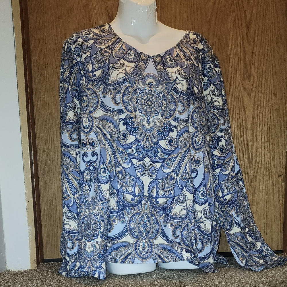 Chico’s French Romance Blue Paisley V Neck Tunic Top 4 NWT